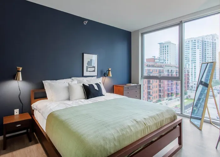River N 1br W Gym Wd Nr Mag Mile By Bluegound Chi-127